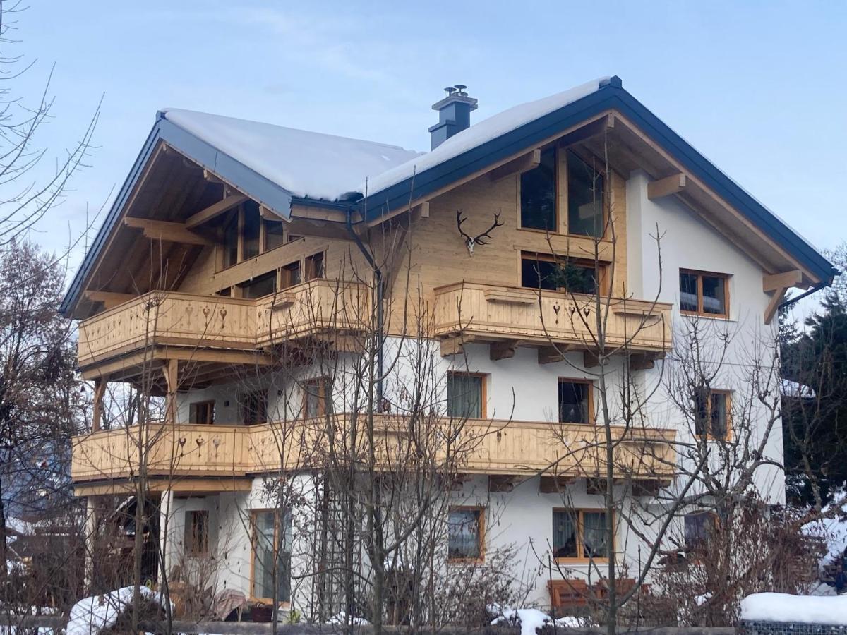 Bee Happy Haus Burboeck Apartman Flachau Kültér fotó
